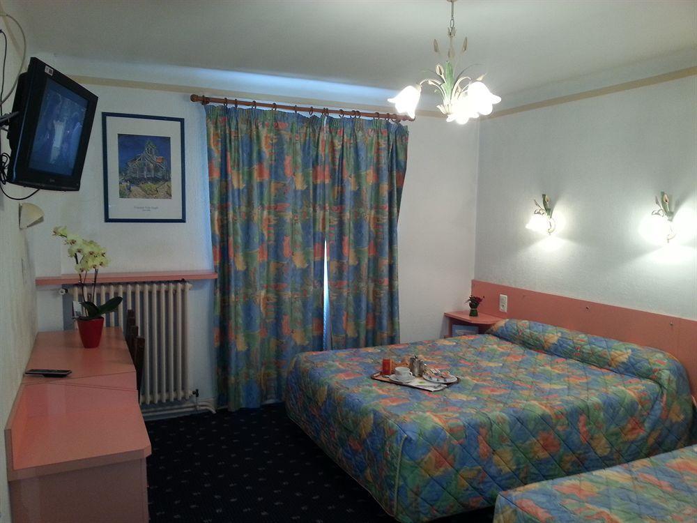 Hotel & Restaurant Azur La Freissinouse ภายนอก รูปภาพ