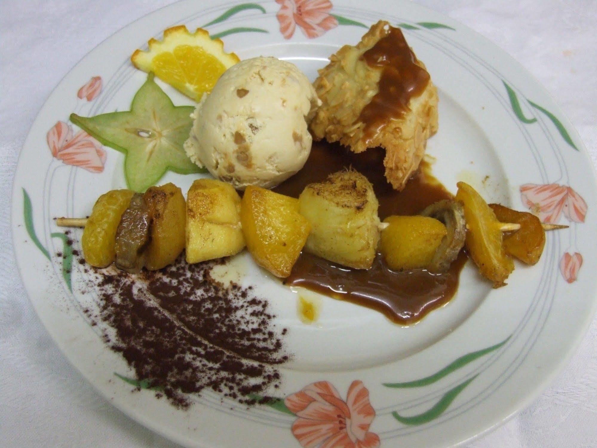 Hotel & Restaurant Azur La Freissinouse ภายนอก รูปภาพ